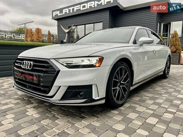 Белый Ауди А8, объемом двигателя 3 л и пробегом 45 тыс. км за 54900 $, фото 2 на Automoto.ua