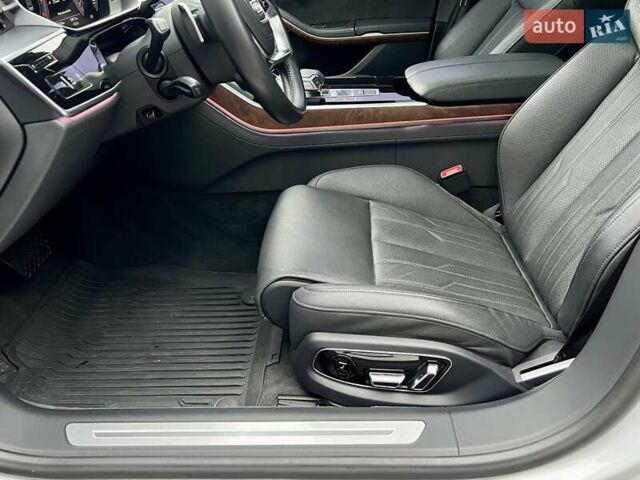 Белый Ауди А8, объемом двигателя 3 л и пробегом 45 тыс. км за 54900 $, фото 24 на Automoto.ua