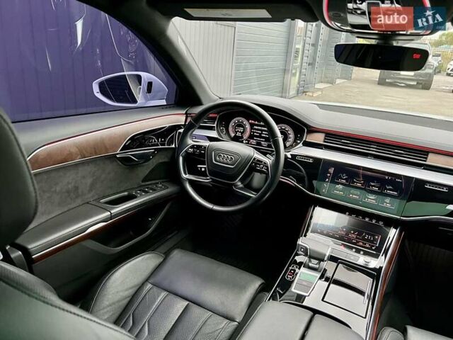 Белый Ауди А8, объемом двигателя 3 л и пробегом 45 тыс. км за 54900 $, фото 81 на Automoto.ua