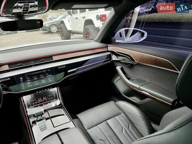 Белый Ауди А8, объемом двигателя 3 л и пробегом 45 тыс. км за 54900 $, фото 80 на Automoto.ua
