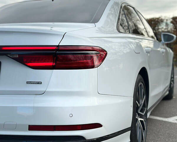 Белый Ауди А8, объемом двигателя 3 л и пробегом 53 тыс. км за 58000 $, фото 27 на Automoto.ua