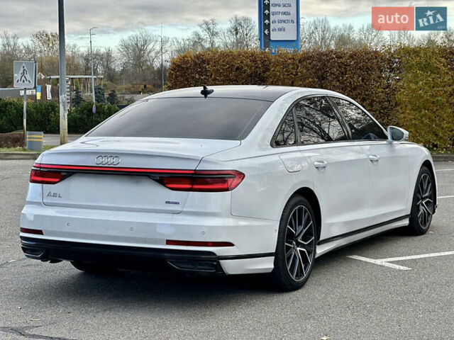 Белый Ауди А8, объемом двигателя 3 л и пробегом 53 тыс. км за 58000 $, фото 48 на Automoto.ua