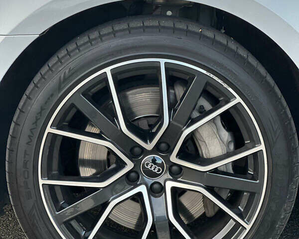 Белый Ауди А8, объемом двигателя 3 л и пробегом 53 тыс. км за 58000 $, фото 9 на Automoto.ua