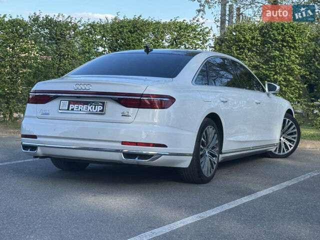 Белый Ауди А8, объемом двигателя 3.99 л и пробегом 71 тыс. км за 56999 $, фото 22 на Automoto.ua