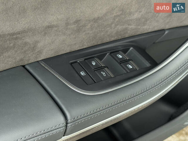 Белый Ауди А8, объемом двигателя 3 л и пробегом 92 тыс. км за 43000 $, фото 51 на Automoto.ua