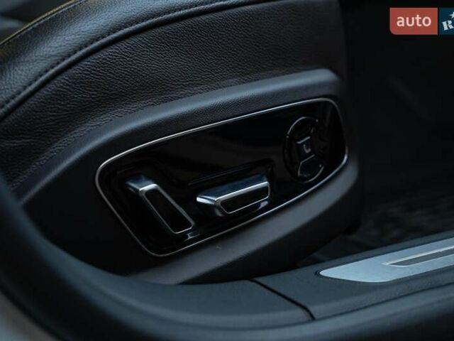 Белый Ауди А8, объемом двигателя 3 л и пробегом 93 тыс. км за 57500 $, фото 54 на Automoto.ua