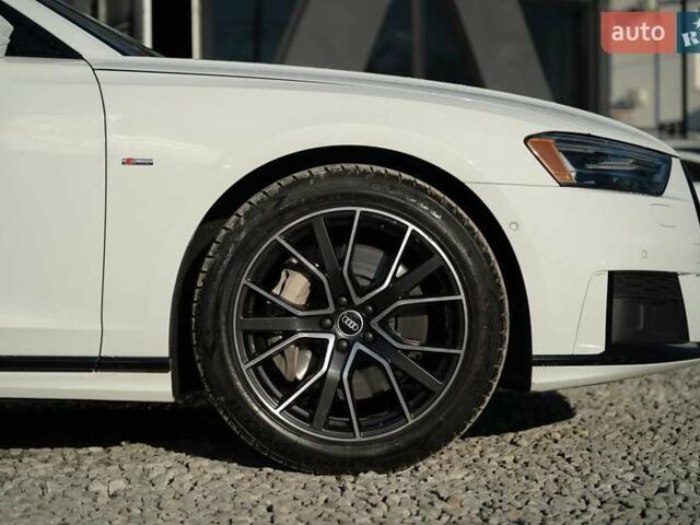 Белый Ауди А8, объемом двигателя 3 л и пробегом 93 тыс. км за 57500 $, фото 12 на Automoto.ua