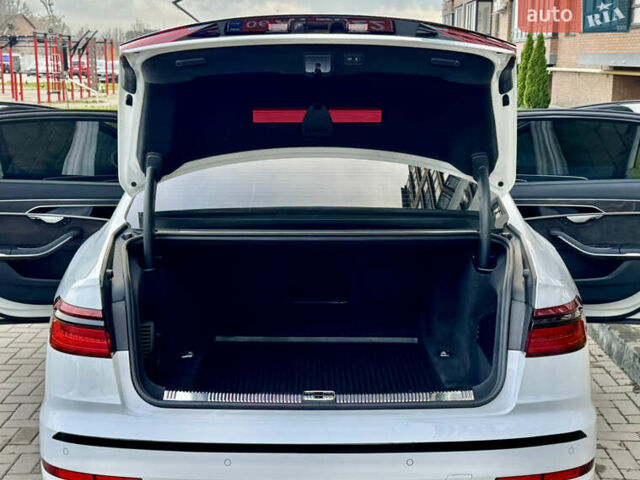 Белый Ауди А8, объемом двигателя 3 л и пробегом 92 тыс. км за 43000 $, фото 39 на Automoto.ua