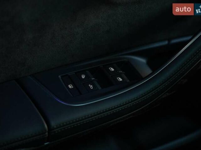 Белый Ауди А8, объемом двигателя 3 л и пробегом 93 тыс. км за 57500 $, фото 65 на Automoto.ua