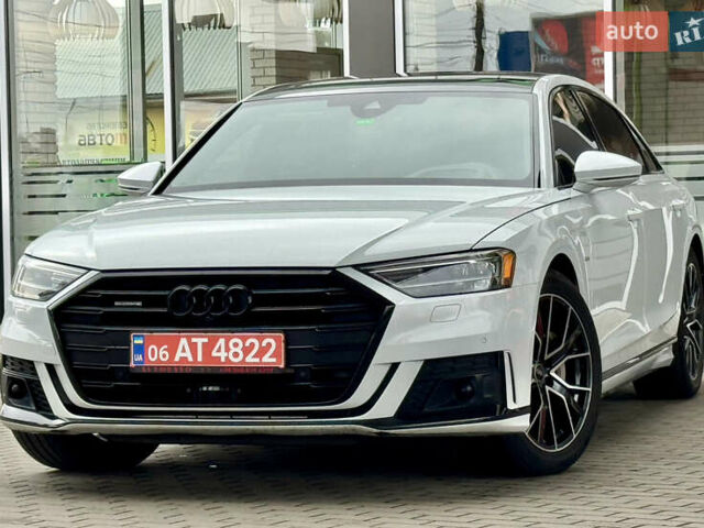 Белый Ауди А8, объемом двигателя 3 л и пробегом 92 тыс. км за 43000 $, фото 1 на Automoto.ua