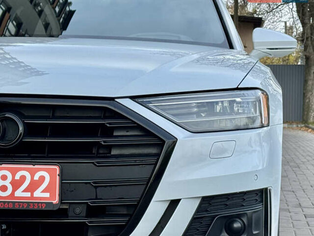 Белый Ауди А8, объемом двигателя 3 л и пробегом 92 тыс. км за 43000 $, фото 11 на Automoto.ua