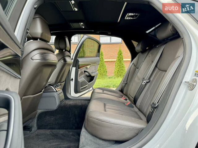 Белый Ауди А8, объемом двигателя 3 л и пробегом 92 тыс. км за 43000 $, фото 34 на Automoto.ua
