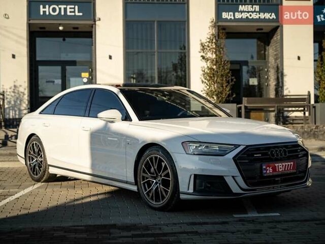 Белый Ауди А8, объемом двигателя 3 л и пробегом 93 тыс. км за 57500 $, фото 2 на Automoto.ua