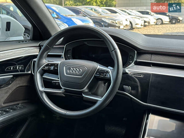 Білий Ауді A8, об'ємом двигуна 3 л та пробігом 92 тис. км за 49900 $, фото 17 на Automoto.ua