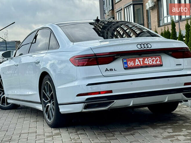 Белый Ауди А8, объемом двигателя 3 л и пробегом 92 тыс. км за 43000 $, фото 3 на Automoto.ua