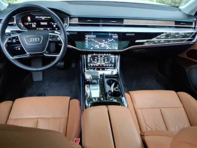 Белый Ауди А8, объемом двигателя 3 л и пробегом 19 тыс. км за 42500 $, фото 6 на Automoto.ua