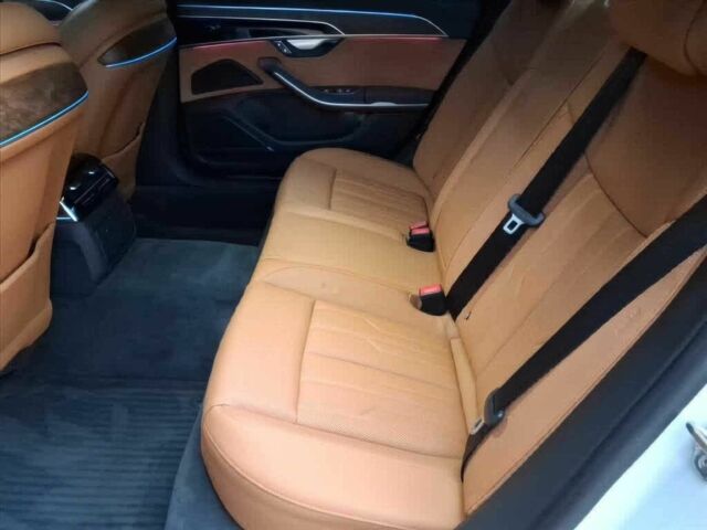 Белый Ауди А8, объемом двигателя 3 л и пробегом 19 тыс. км за 42500 $, фото 19 на Automoto.ua