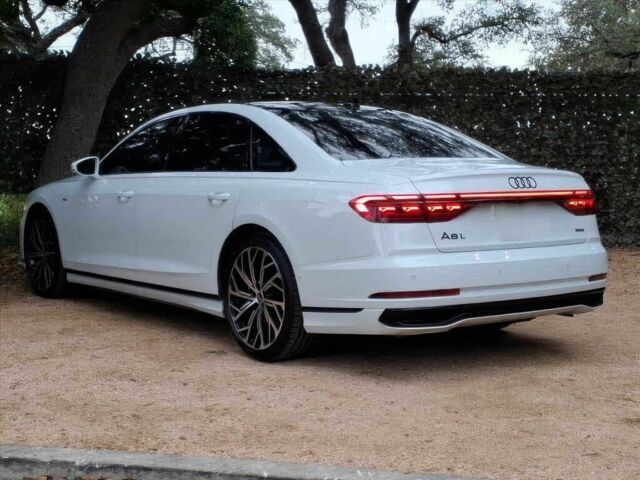 Белый Ауди А8, объемом двигателя 3 л и пробегом 19 тыс. км за 42500 $, фото 3 на Automoto.ua