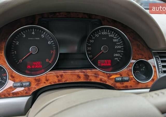 Бежевый Ауди А8, объемом двигателя 3 л и пробегом 345 тыс. км за 6500 $, фото 4 на Automoto.ua