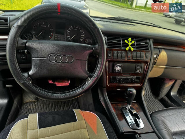 Чорний Ауді A8, об'ємом двигуна 4.2 л та пробігом 290 тис. км за 2500 $, фото 8 на Automoto.ua