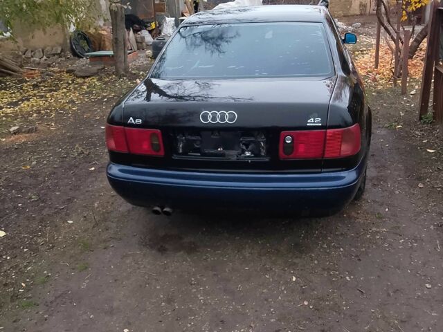 Чорний Ауді A8, об'ємом двигуна 4.2 л та пробігом 325 тис. км за 1191 $, фото 3 на Automoto.ua