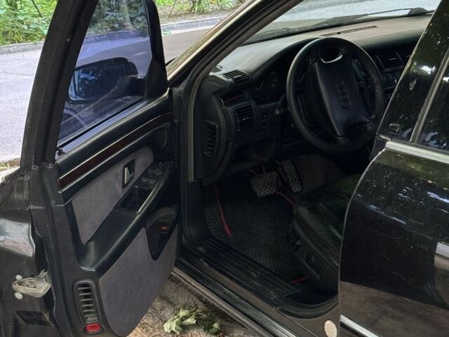 Чорний Ауді A8, об'ємом двигуна 4.2 л та пробігом 300 тис. км за 2600 $, фото 4 на Automoto.ua