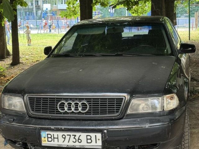 Чорний Ауді A8, об'ємом двигуна 4.2 л та пробігом 300 тис. км за 2600 $, фото 3 на Automoto.ua