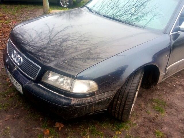 Черный Ауди А8, объемом двигателя 0 л и пробегом 350 тыс. км за 2600 $, фото 2 на Automoto.ua