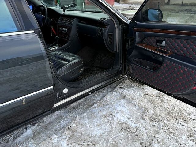 Черный Ауди А8, объемом двигателя 3.7 л и пробегом 0 тыс. км за 3600 $, фото 9 на Automoto.ua