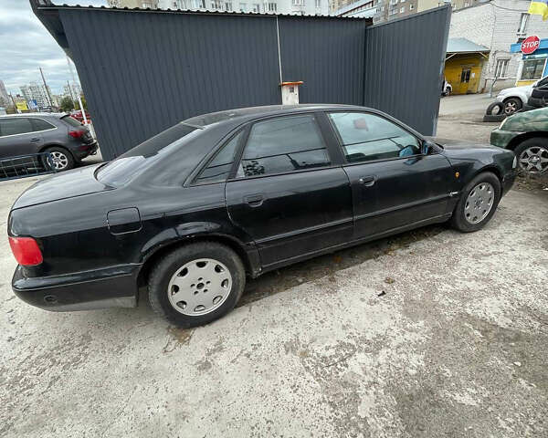 Черный Ауди А8, объемом двигателя 3.7 л и пробегом 900 тыс. км за 2600 $, фото 2 на Automoto.ua