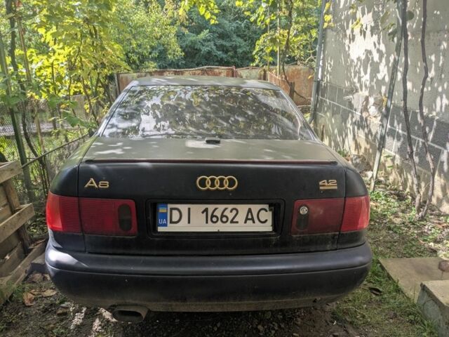 Черный Ауди А8, объемом двигателя 4.2 л и пробегом 400 тыс. км за 1900 $, фото 3 на Automoto.ua