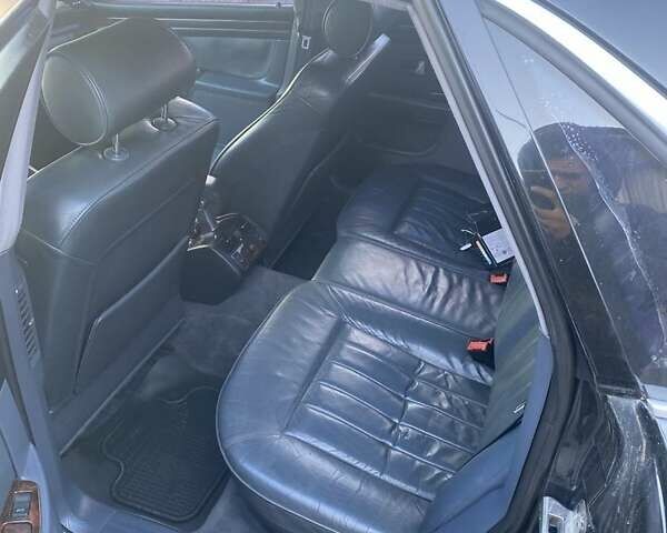 Чорний Ауді A8, об'ємом двигуна 4.2 л та пробігом 459 тис. км за 2300 $, фото 2 на Automoto.ua