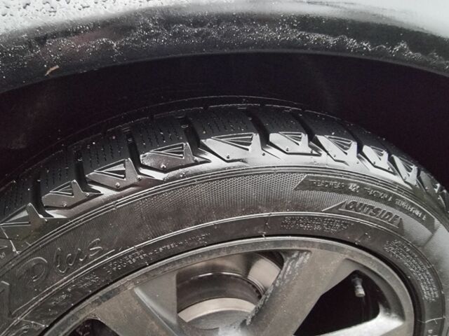 Чорний Ауді A8, об'ємом двигуна 2.8 л та пробігом 300 тис. км за 3600 $, фото 1 на Automoto.ua