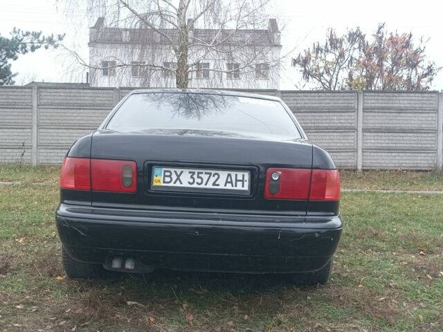 Черный Ауди А8, объемом двигателя 2.5 л и пробегом 370 тыс. км за 2856 $, фото 8 на Automoto.ua