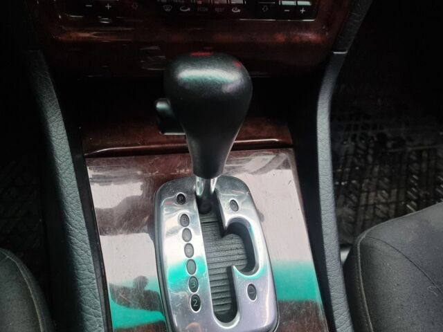 Чорний Ауді A8, об'ємом двигуна 2.8 л та пробігом 300 тис. км за 3600 $, фото 7 на Automoto.ua