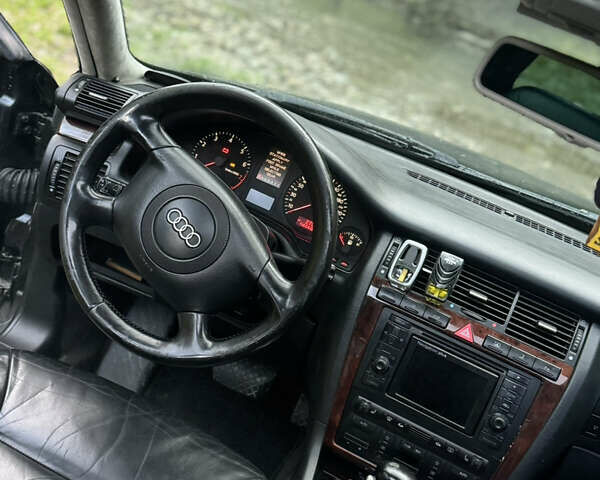 Чорний Ауді A8, об'ємом двигуна 4.2 л та пробігом 450 тис. км за 5000 $, фото 15 на Automoto.ua