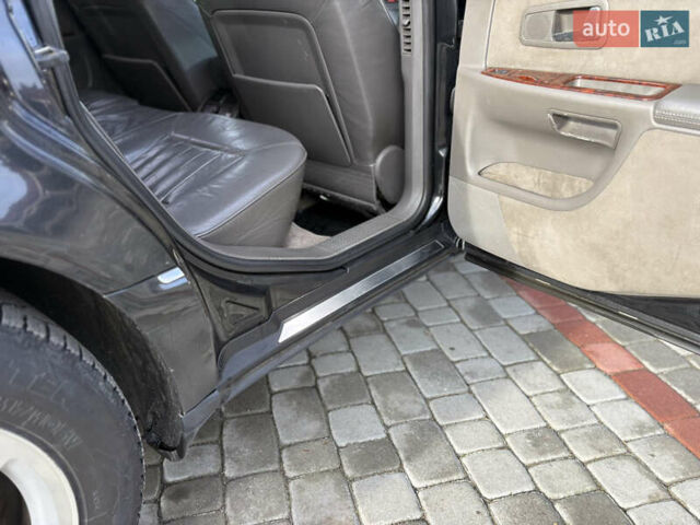 Чорний Ауді A8, об'ємом двигуна 4.2 л та пробігом 297 тис. км за 8500 $, фото 21 на Automoto.ua