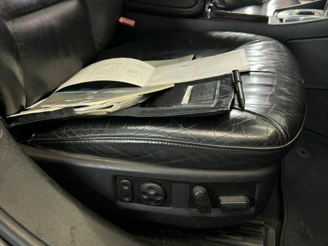 Чорний Ауді A8, об'ємом двигуна 4.2 л та пробігом 299 тис. км за 3899 $, фото 3 на Automoto.ua