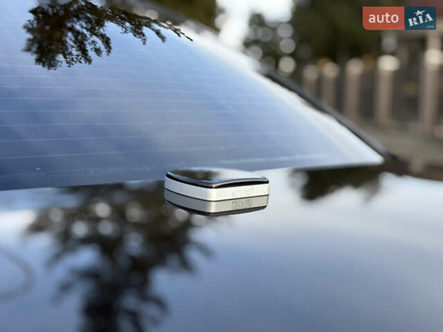 Чорний Ауді A8, об'ємом двигуна 4.2 л та пробігом 297 тис. км за 8500 $, фото 29 на Automoto.ua