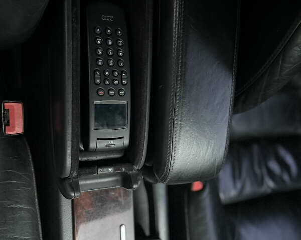 Чорний Ауді A8, об'ємом двигуна 4.2 л та пробігом 450 тис. км за 5000 $, фото 24 на Automoto.ua