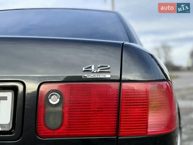 Чорний Ауді A8, об'ємом двигуна 4.2 л та пробігом 297 тис. км за 8500 $, фото 30 на Automoto.ua