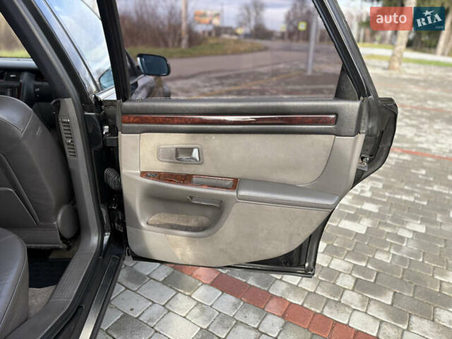 Чорний Ауді A8, об'ємом двигуна 4.2 л та пробігом 297 тис. км за 8500 $, фото 18 на Automoto.ua