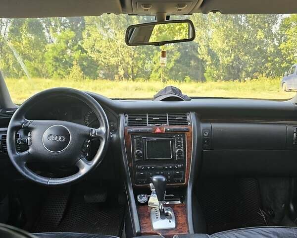 Чорний Ауді A8, об'ємом двигуна 2.5 л та пробігом 450 тис. км за 4700 $, фото 1 на Automoto.ua
