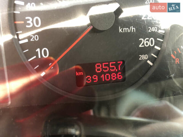 Ауди А8 2001 в Киеве на Automoto.ua Черный Ауди А8, объемом двигателя 3.3 л и пробегом 390 тыс. км за 6700 $, фото 10 на Automoto.ua