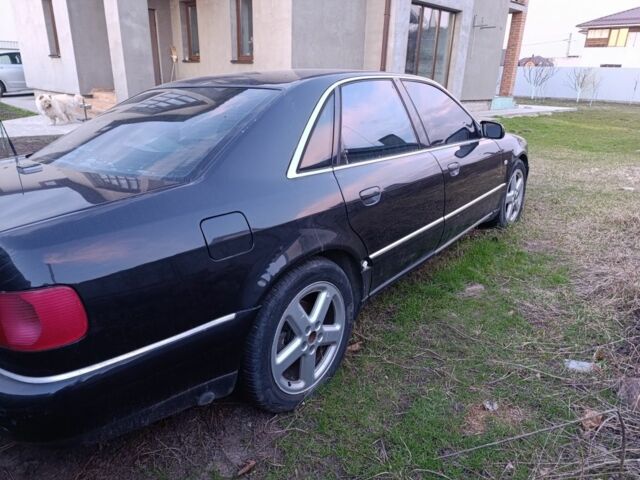 Черный Ауди А8, объемом двигателя 0 л и пробегом 430 тыс. км за 2800 $, фото 3 на Automoto.ua