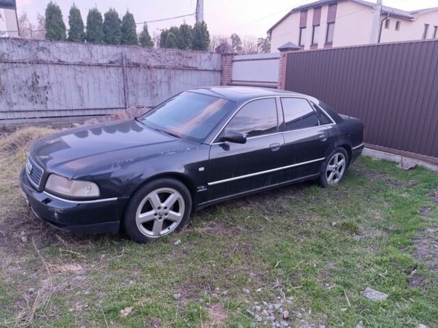 Черный Ауди А8, объемом двигателя 0 л и пробегом 430 тыс. км за 2800 $, фото 1 на Automoto.ua