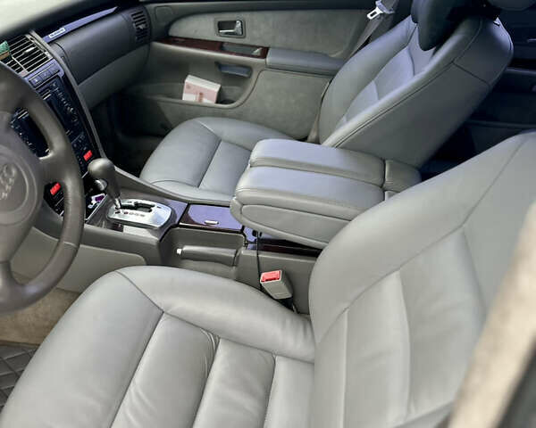 Чорний Ауді A8, об'ємом двигуна 4.17 л та пробігом 375 тис. км за 10000 $, фото 24 на Automoto.ua