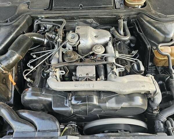 Чорний Ауді A8, об'ємом двигуна 2.5 л та пробігом 450 тис. км за 4700 $, фото 3 на Automoto.ua
