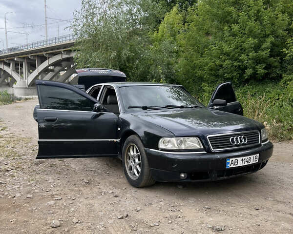 Черный Ауди А8, объемом двигателя 3.3 л и пробегом 330 тыс. км за 3400 $, фото 7 на Automoto.ua