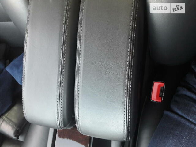 Черный Ауди А8, объемом двигателя 6 л и пробегом 77 тыс. км за 29999 $, фото 32 на Automoto.ua